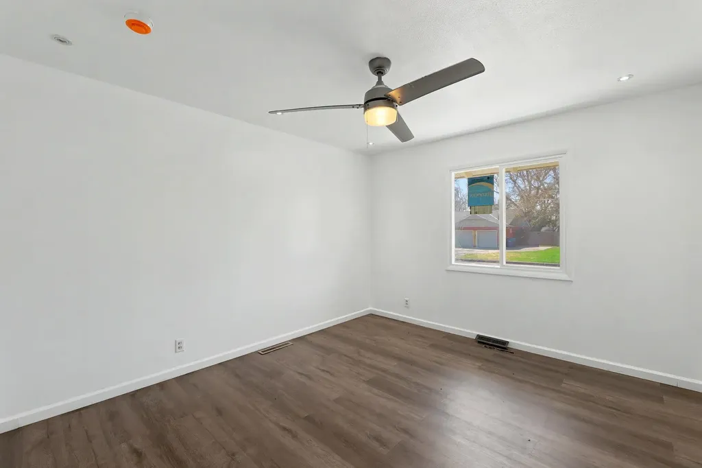 8026 E Morningside Street Wichita KS 67207