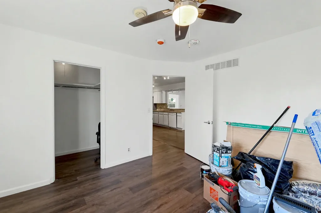 8026 E Morningside Street Wichita KS 67207