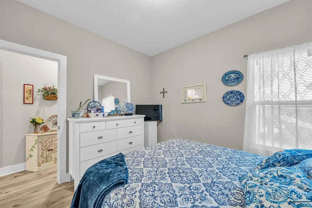 4357 N Sandplum Street Wichita KS 67205