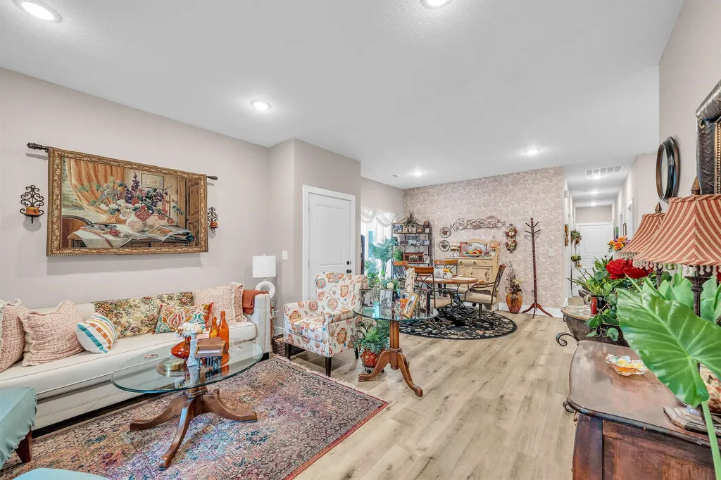 4357 N Sandplum Street Wichita KS 67205