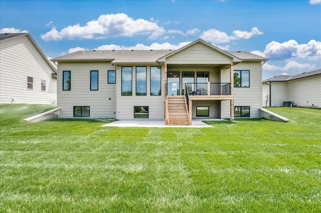 9646 W Cedar Lane Maize KS 67101