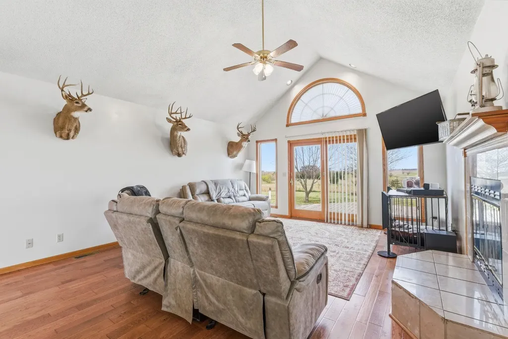 639 N Bluff Road Conway Springs KS 67031