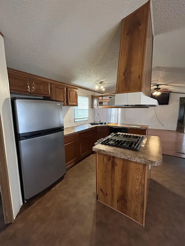 1513 E Idlewild Drive Wichita KS 67216