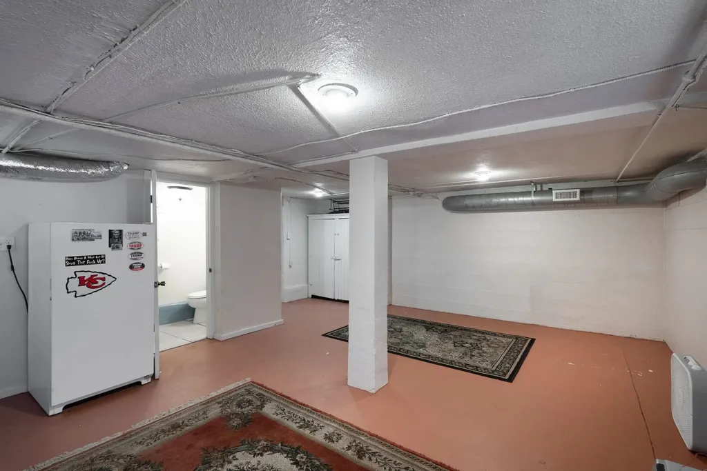 905 N 2nd Street Arkansas City KS 67005