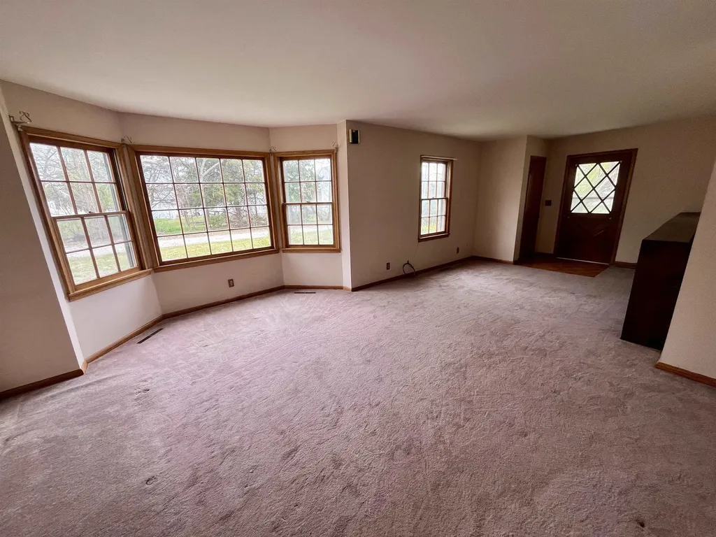 1512 W Blanchard Avenue South Hutchinson KS 67505
