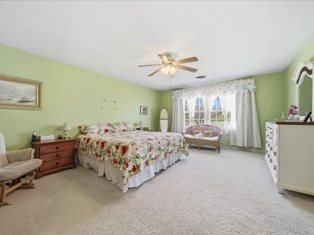 8302 E Limerick Wichita KS 67206