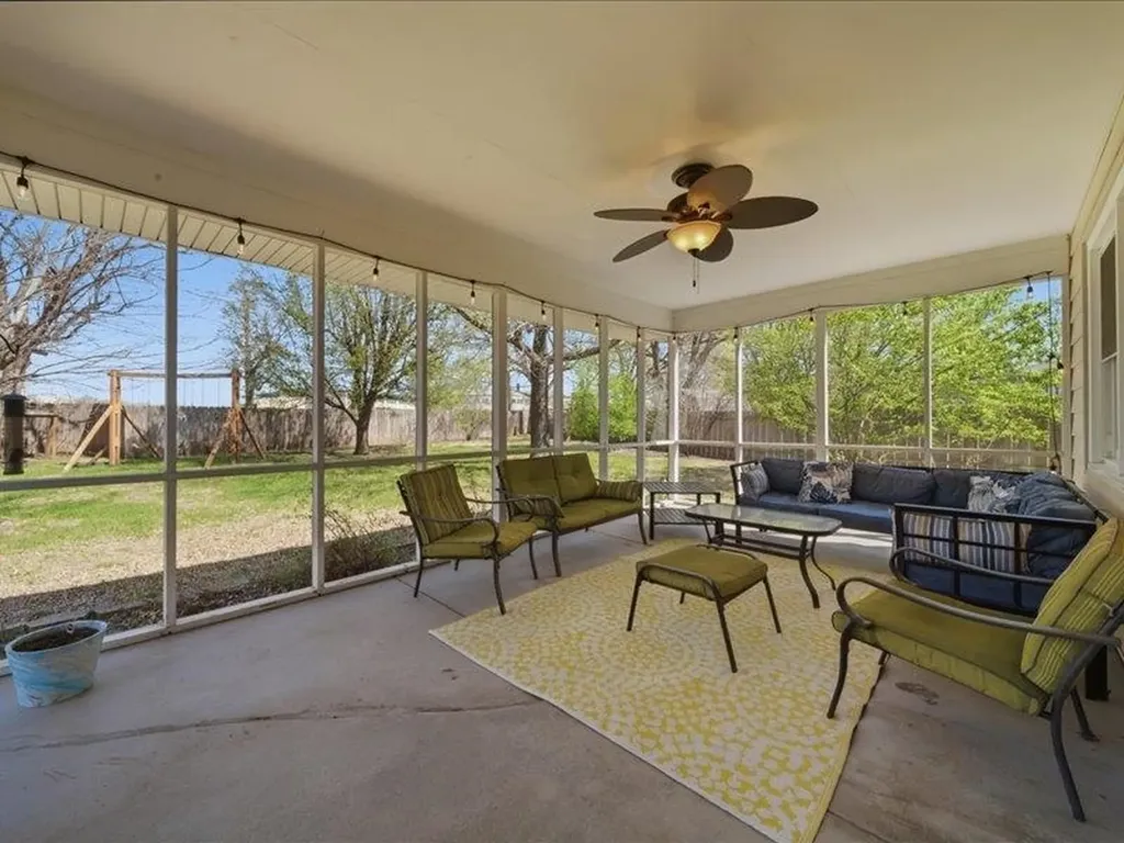 8302 E Limerick Wichita KS 67206