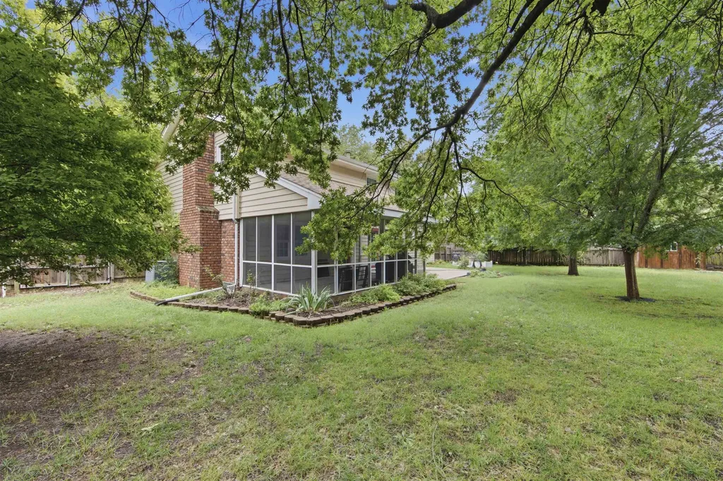 8302 E Limerick Wichita KS 67206