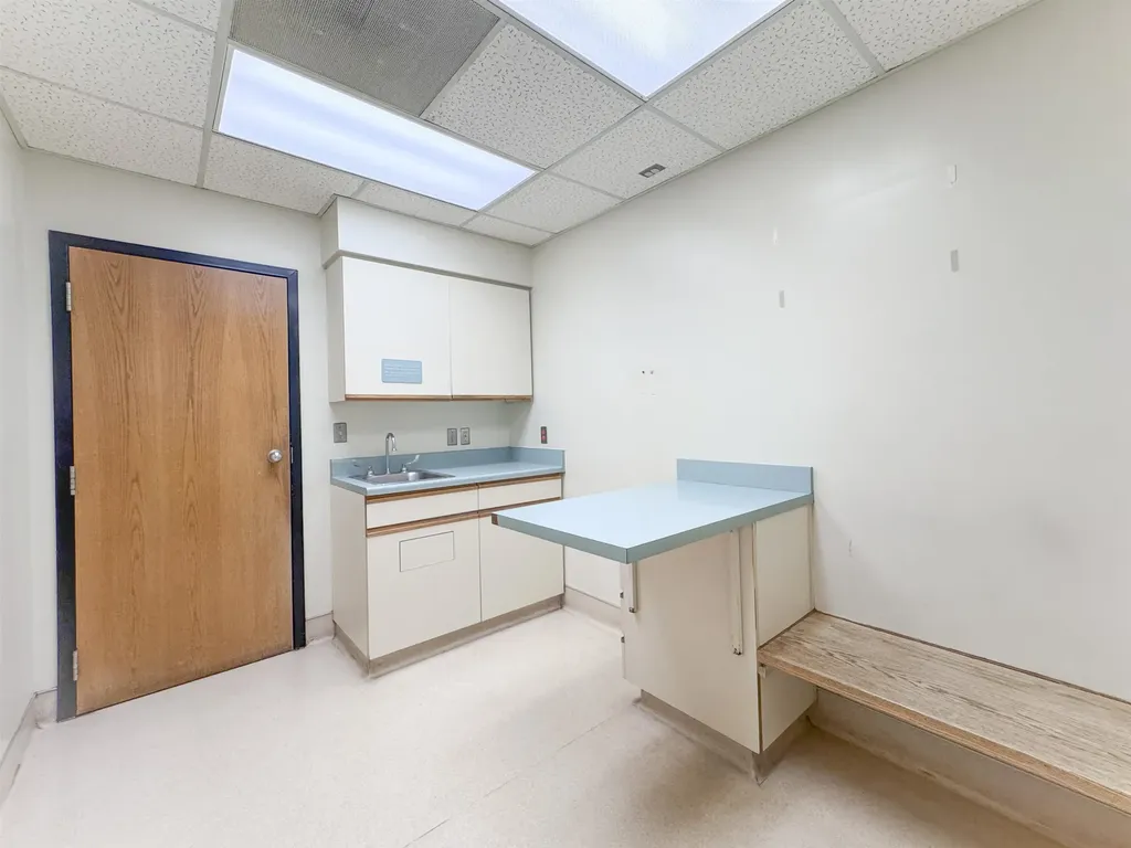 3223 W 13th Street N Wichita KS 67203