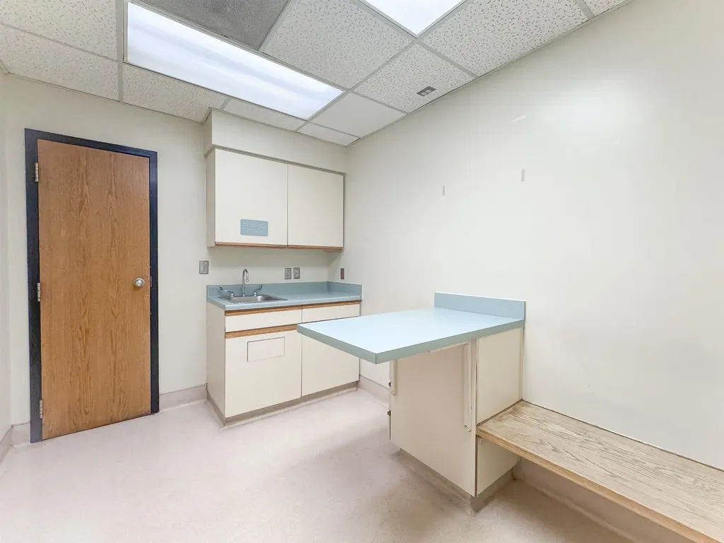 3223 W 13th Street N Wichita KS 67203