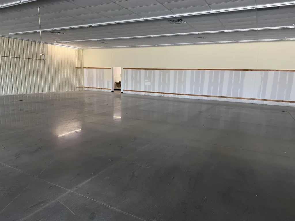 826 N Roosevelt Marion KS 66861