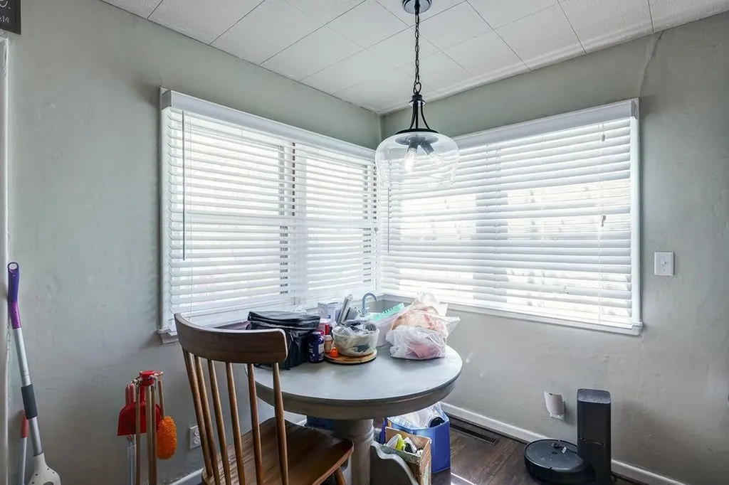 1421 E 12th Avenue Winfield KS 67156