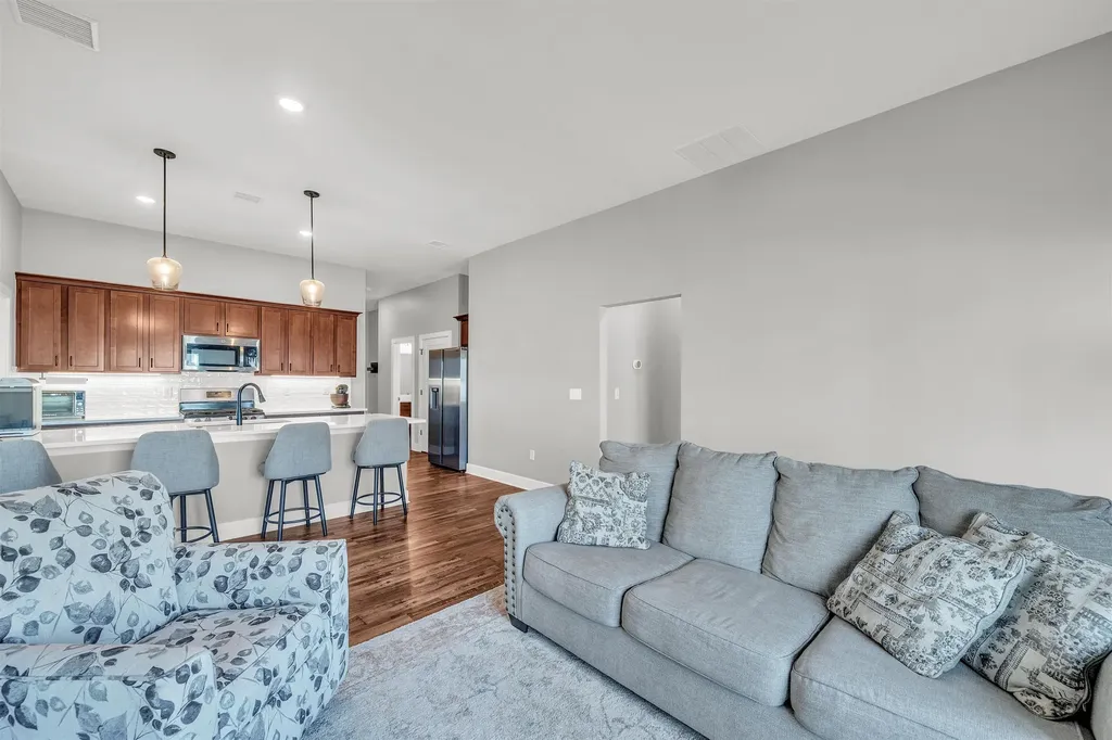 415 E Park Place Andover KS 67002