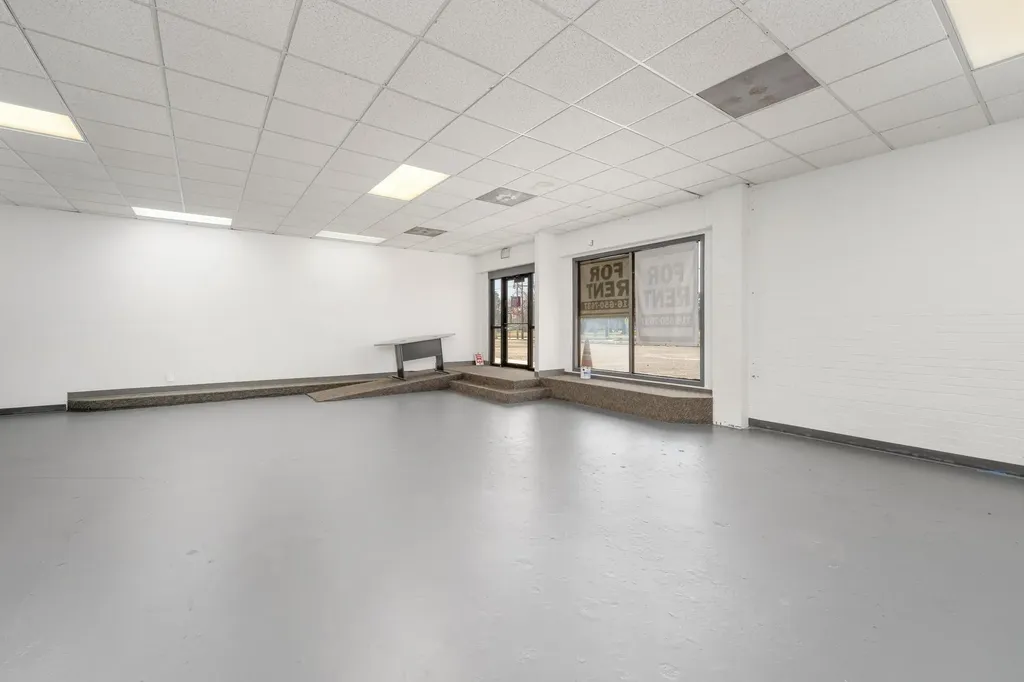 3312 W Douglas Wichita KS 67206