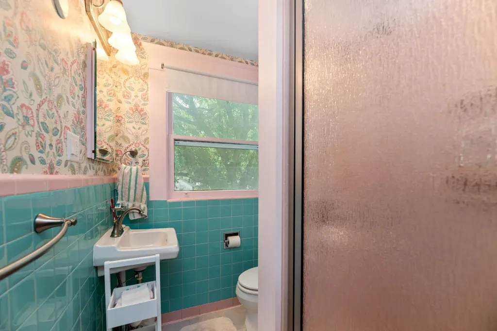507 W 9th Winfield KS 67156