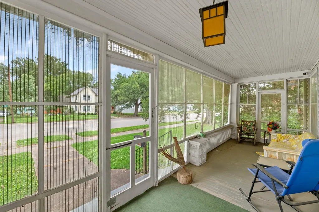 507 W 9th Winfield KS 67156