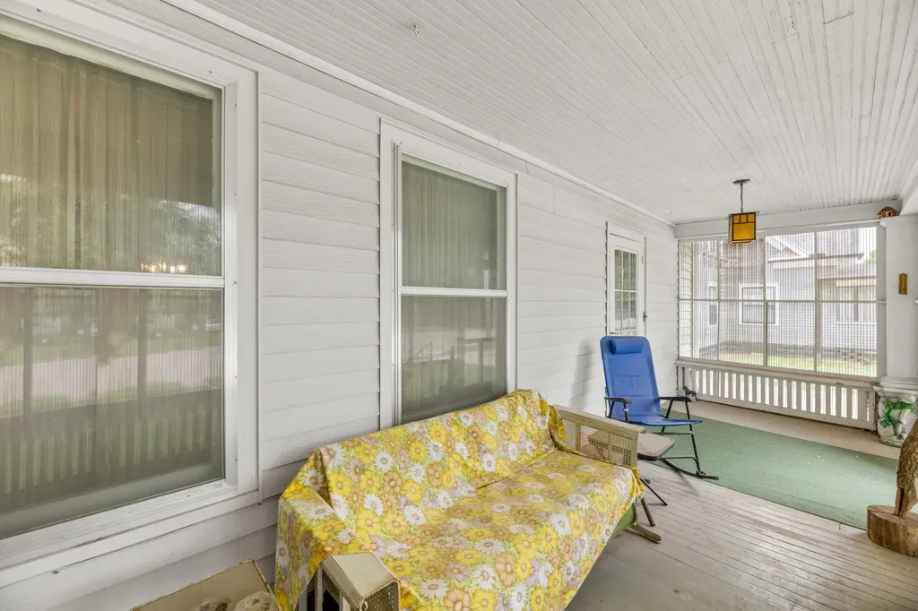 507 W 9th Winfield KS 67156