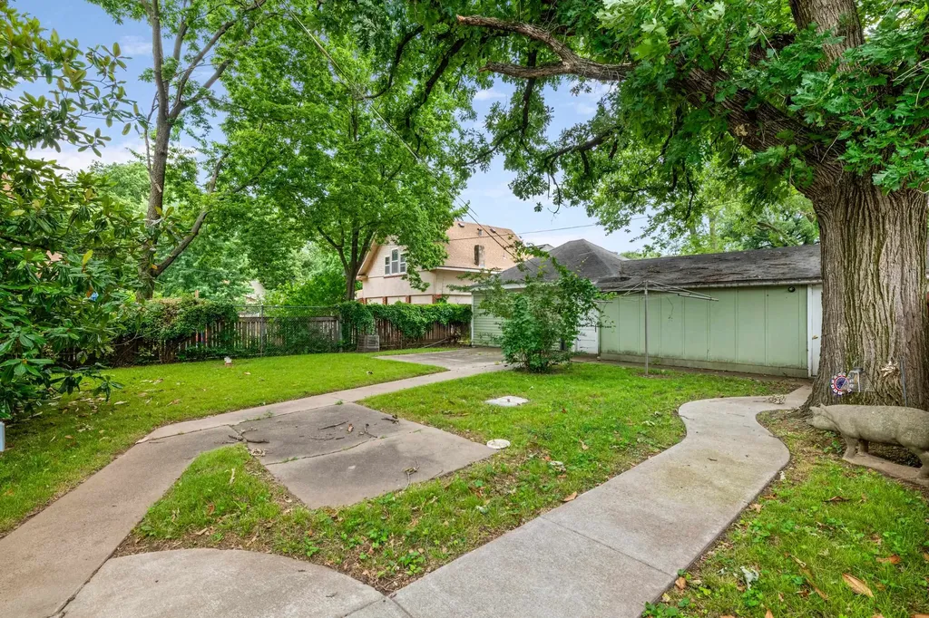 507 W 9th Winfield KS 67156