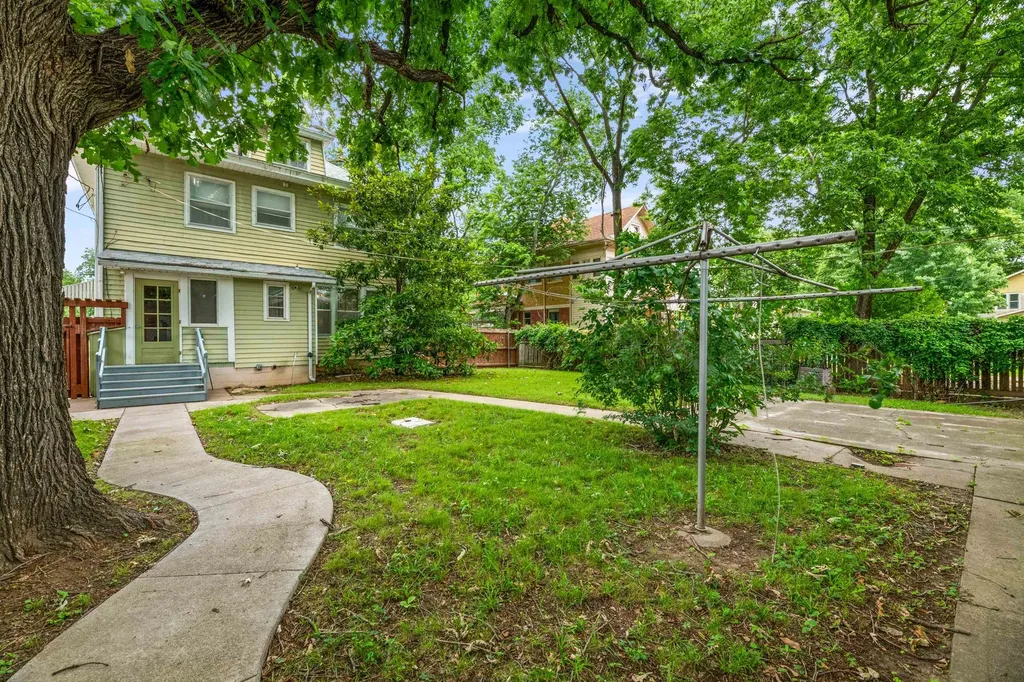 507 W 9th Winfield KS 67156