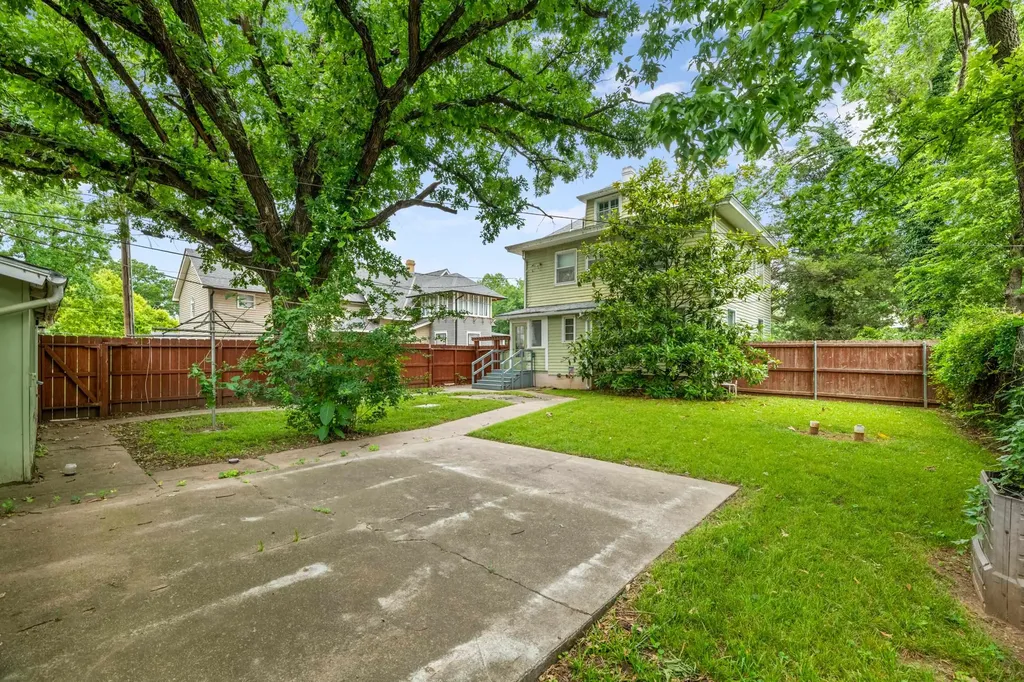 507 W 9th Winfield KS 67156