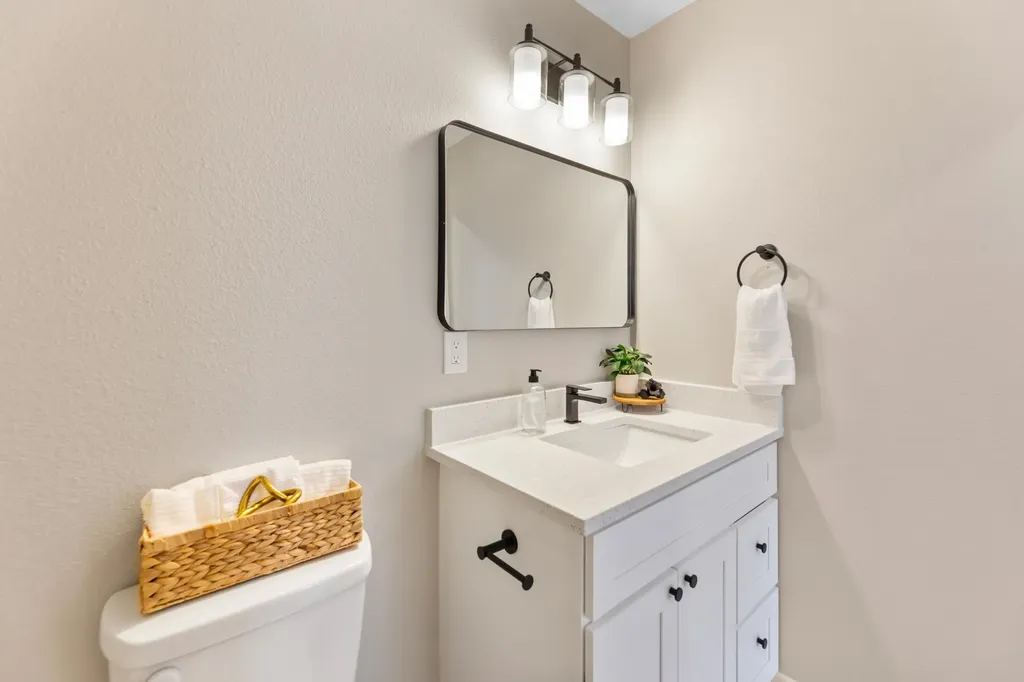 632 N Wolf Street Cheney KS 67025
