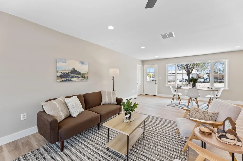 632 N Wolf Street Cheney KS 67025
