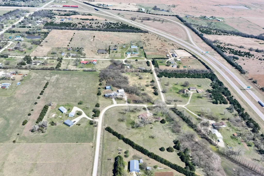 10270 SW Hidden Lane Road Augusta KS 67010