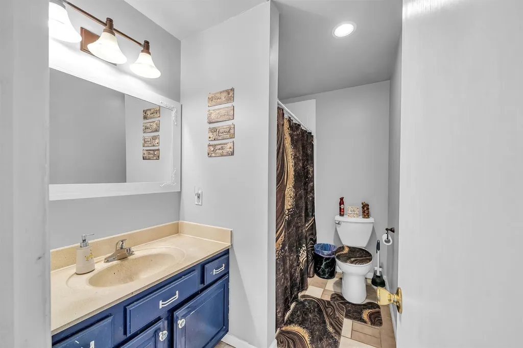 210 Hymer Drive Sedgwick KS 67135