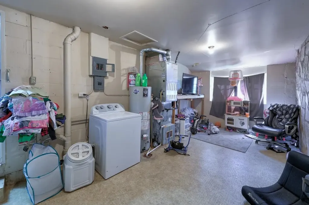1010 Menor Street Winfield KS 67156