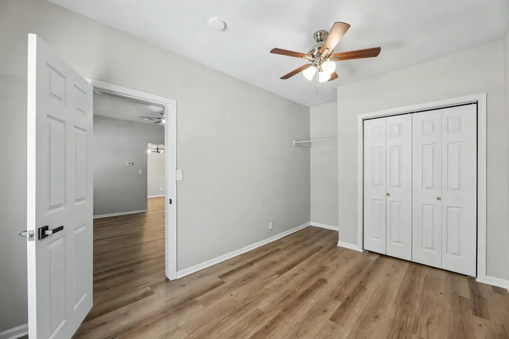 206 Pine Street Halstead KS 67056