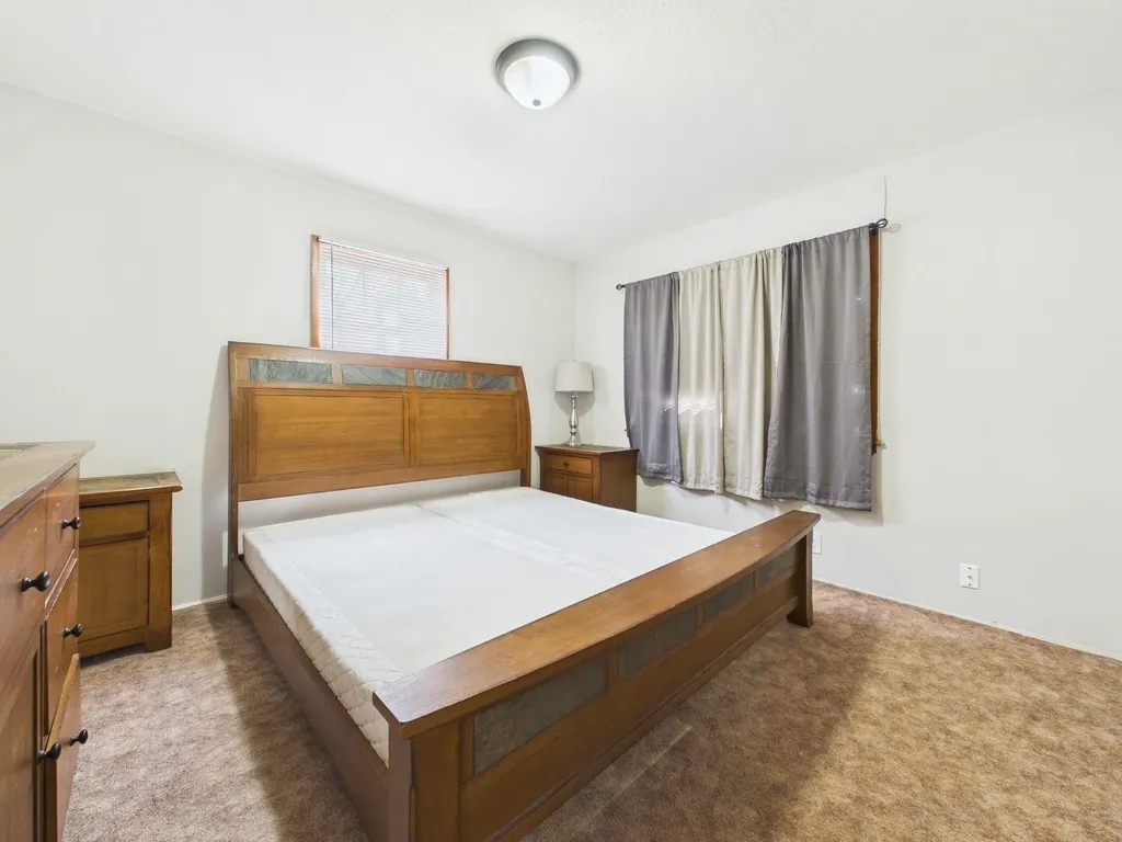 510 Wire Avenue Haysville KS 67060