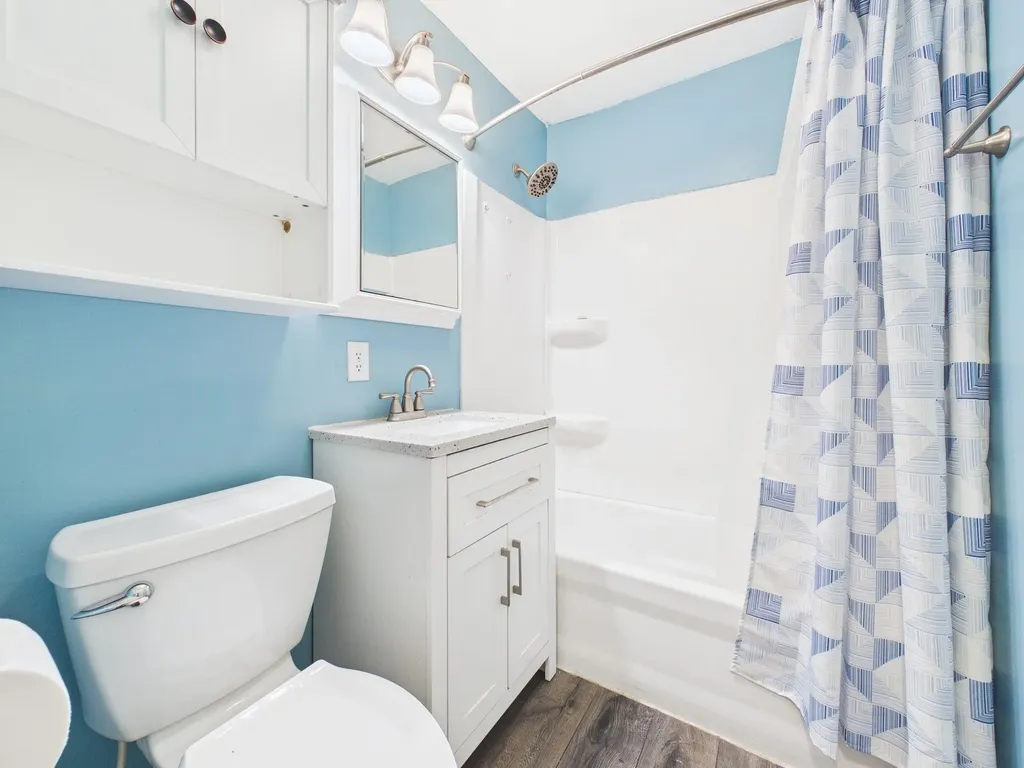 510 Wire Avenue Haysville KS 67060