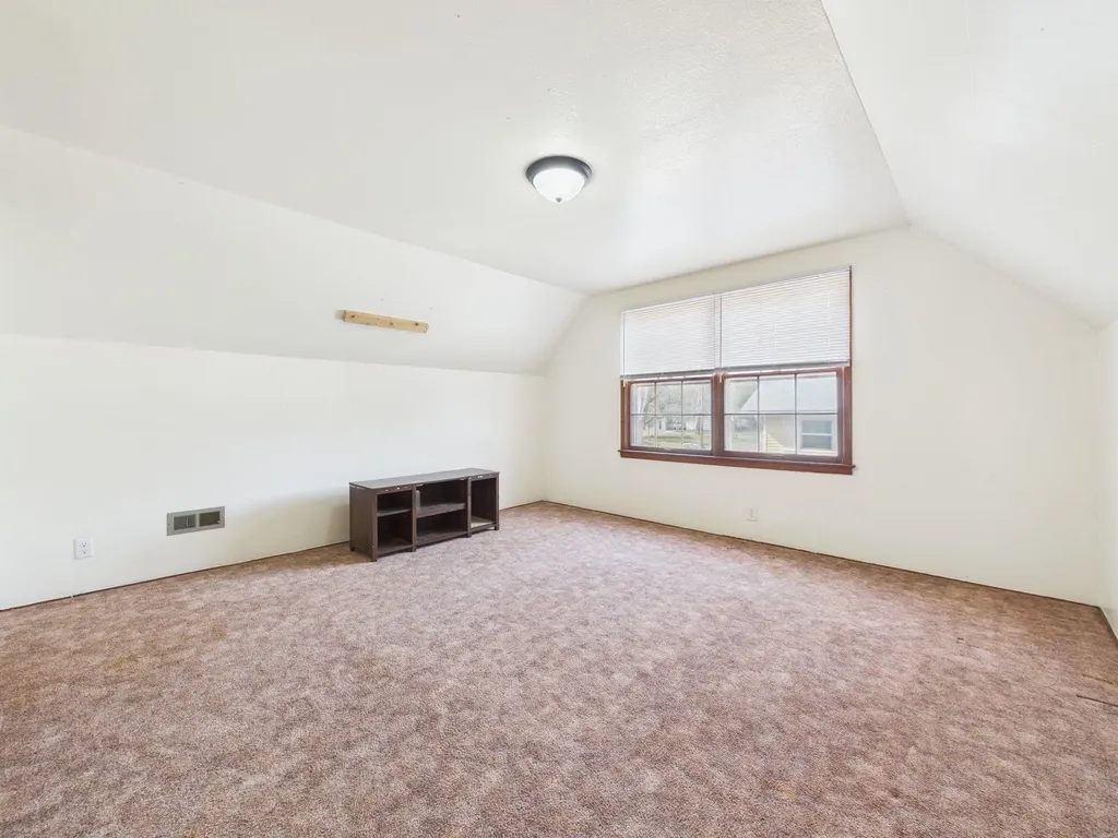 510 Wire Avenue Haysville KS 67060
