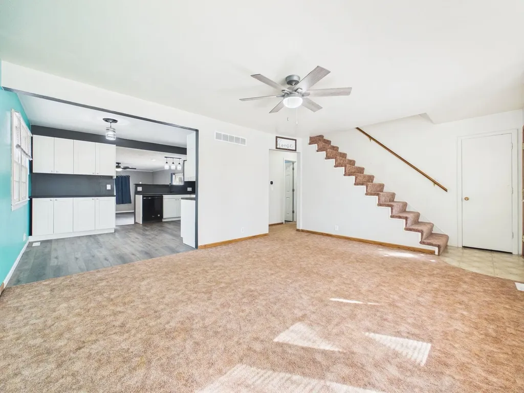 510 Wire Avenue Haysville KS 67060