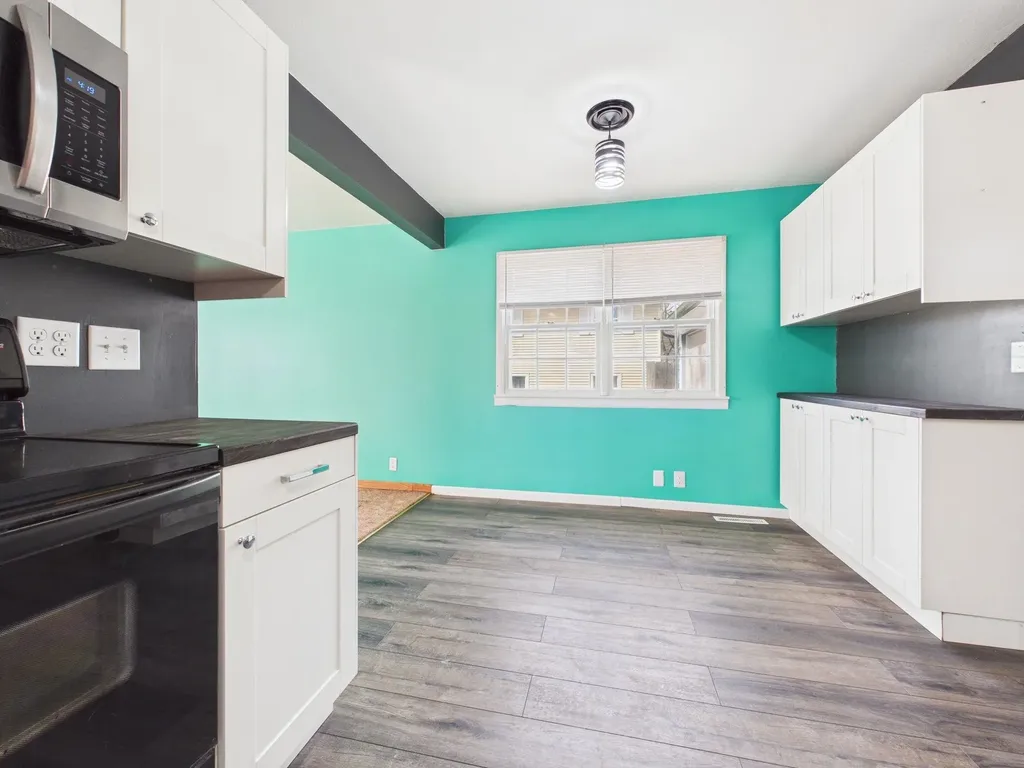 510 Wire Avenue Haysville KS 67060