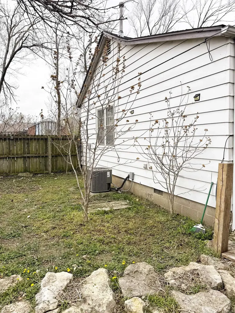 5101 E New Jersey Drive Wichita KS 67210-1528