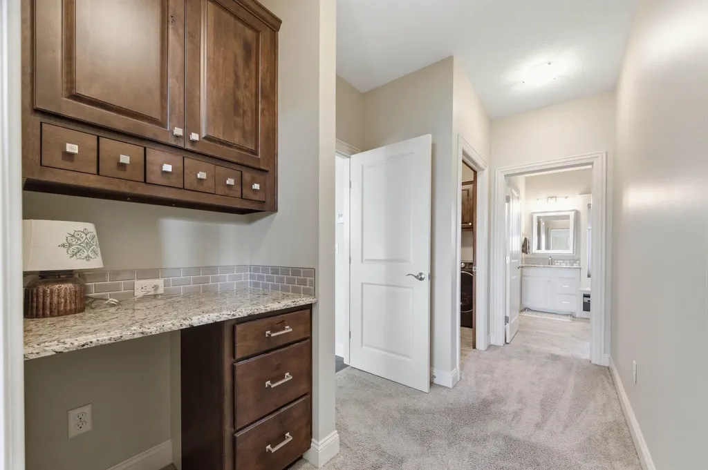 1109 E Rosemont Place Andover KS 67002
