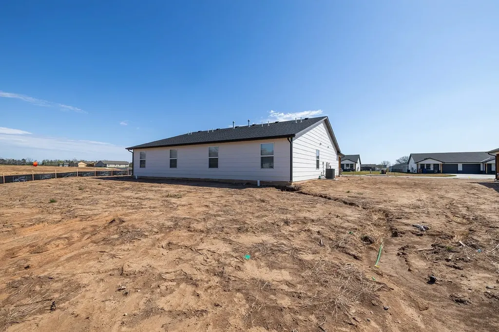 183 N Indian Lakes Dr & 5 Additional Clearwater KS 67026