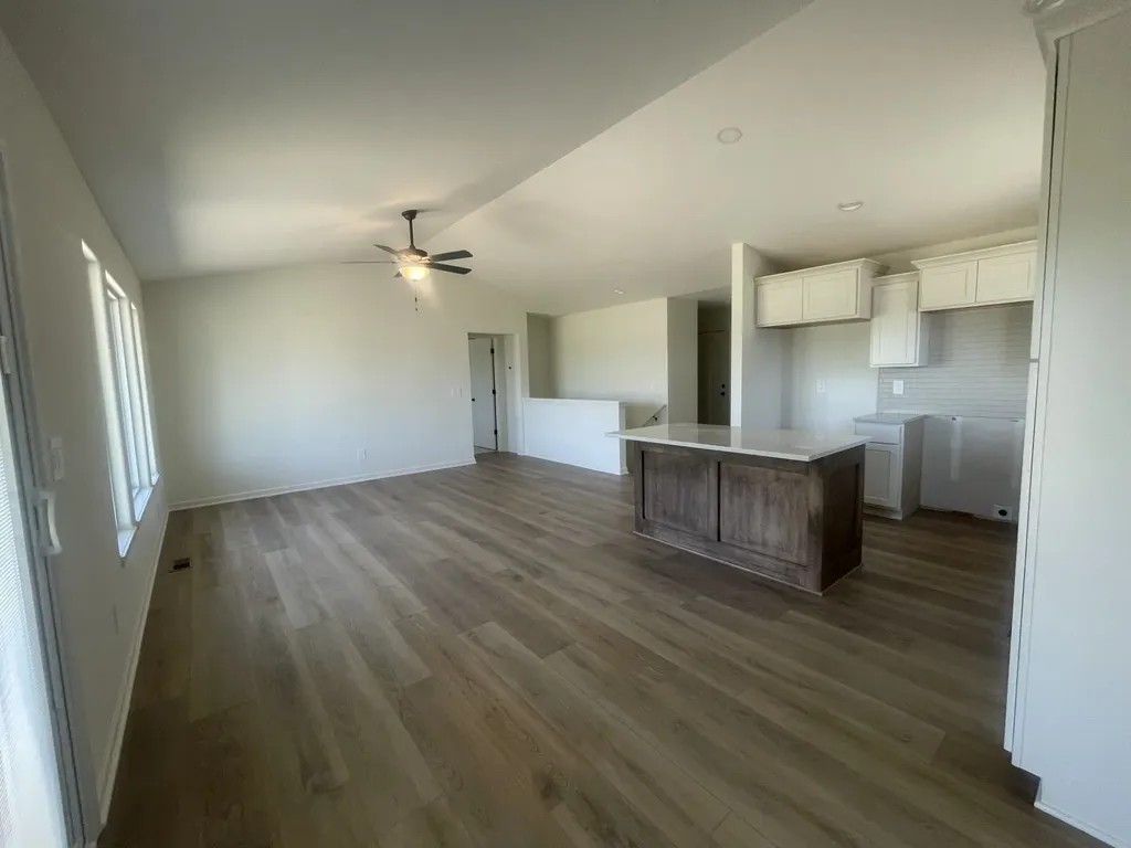 2228 E Chicory Street Andover KS 67002