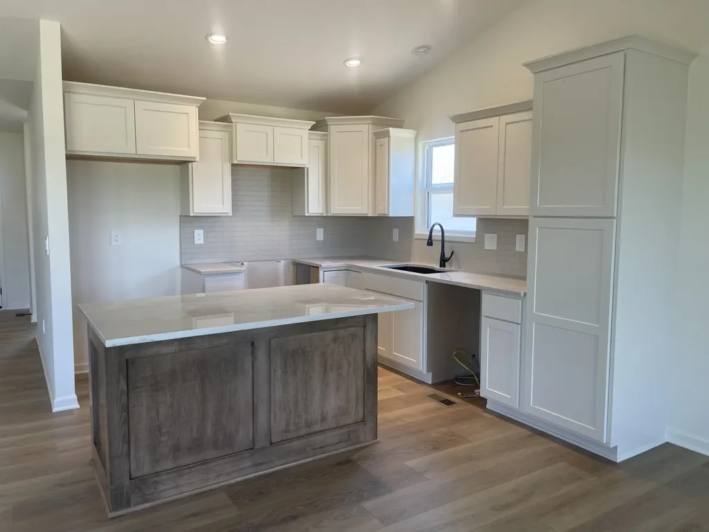 2228 E Chicory Street Andover KS 67002