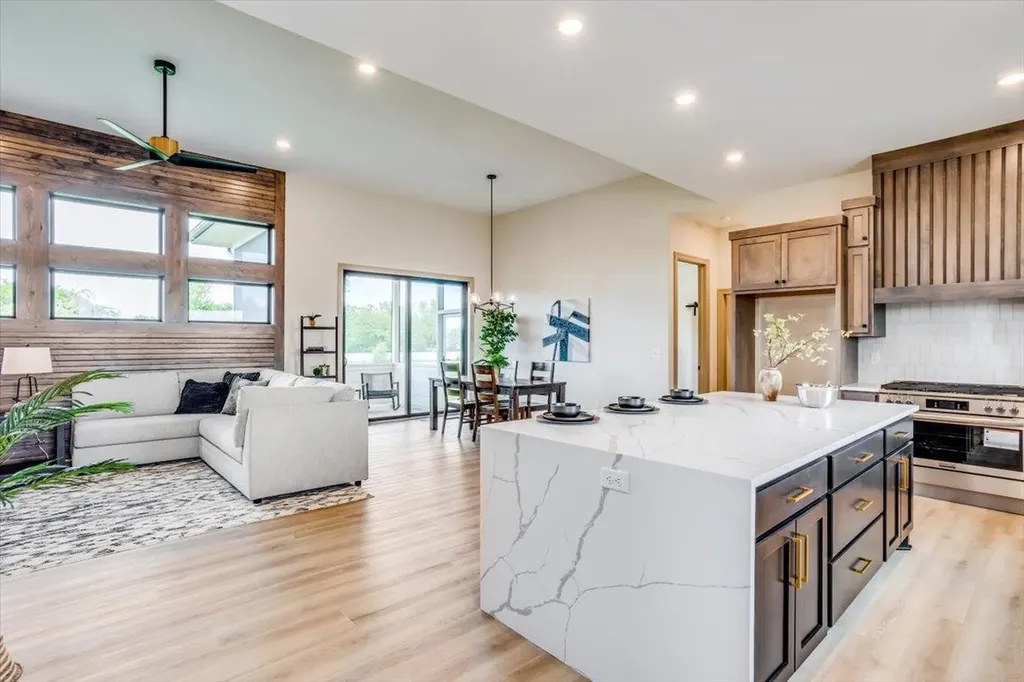 9650 W Cedar Lane Maize KS 67101