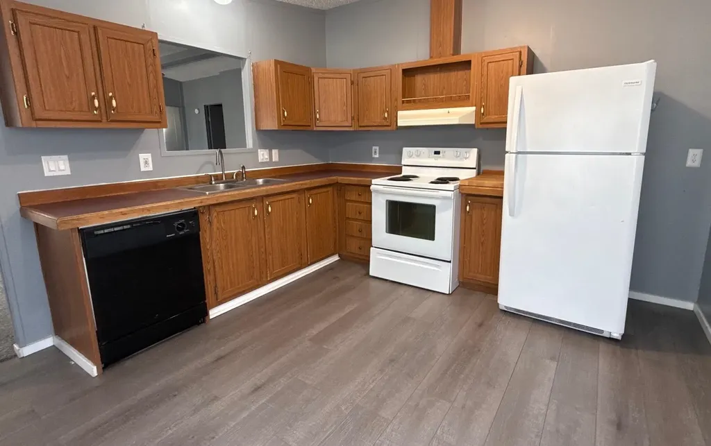 928 W Summey Street Haysville KS 67060