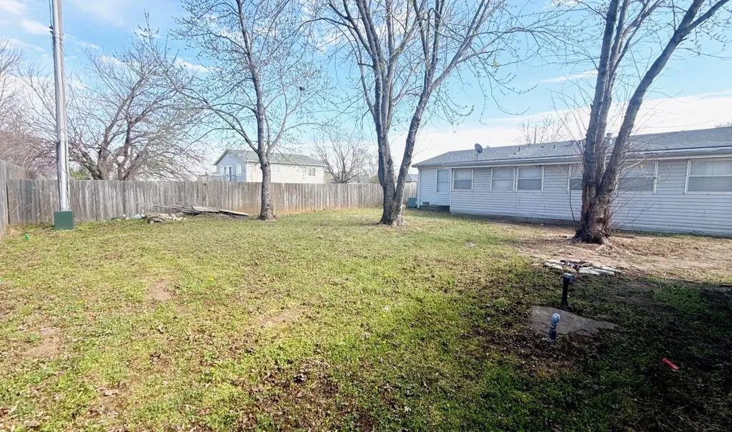 928 W Summey Street Haysville KS 67060