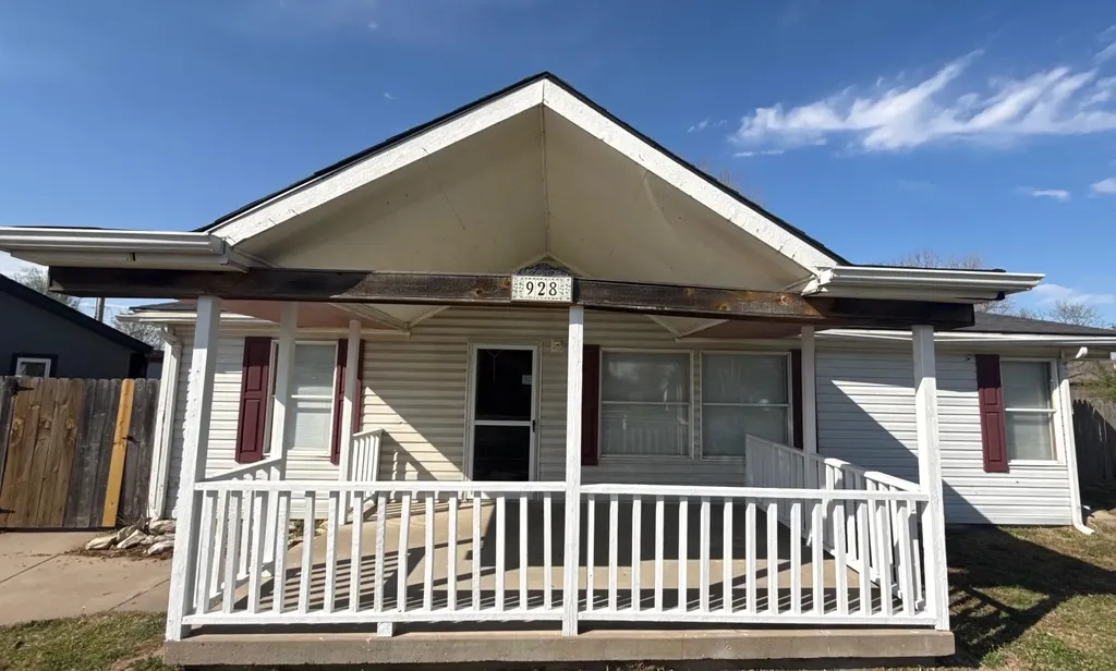 928 W Summey Street Haysville KS 67060