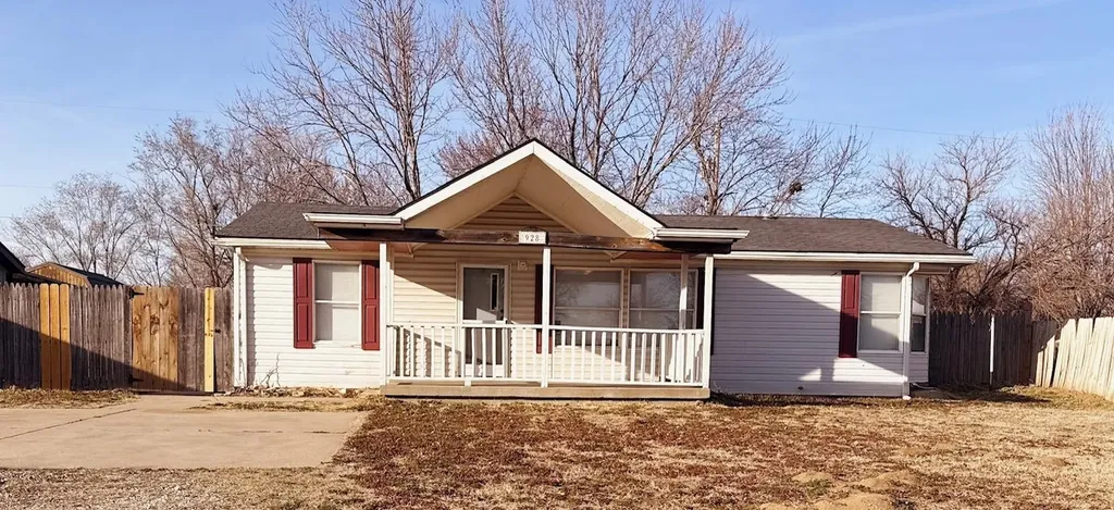 928 W Summey Street Haysville KS 67060