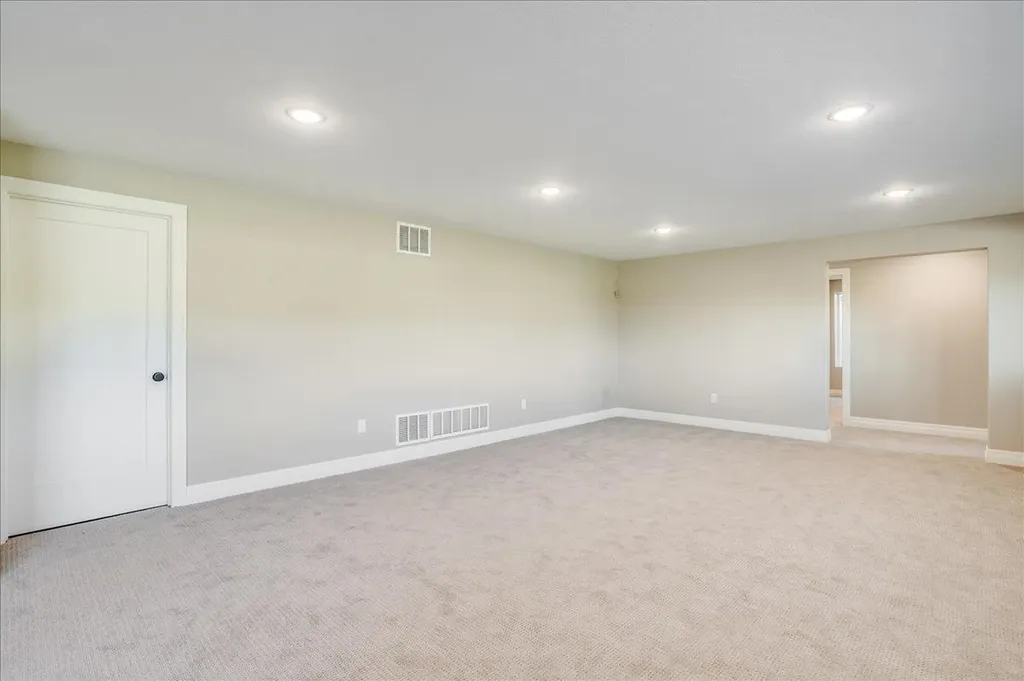 9642 W Cedar Lane Maize KS 67101