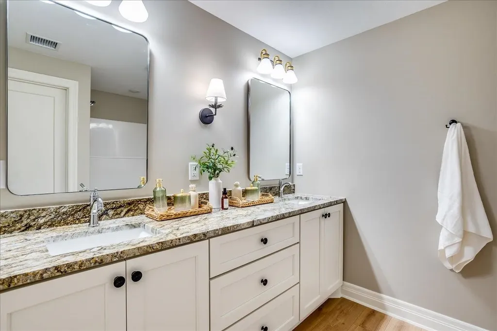 9642 W Cedar Lane Maize KS 67101