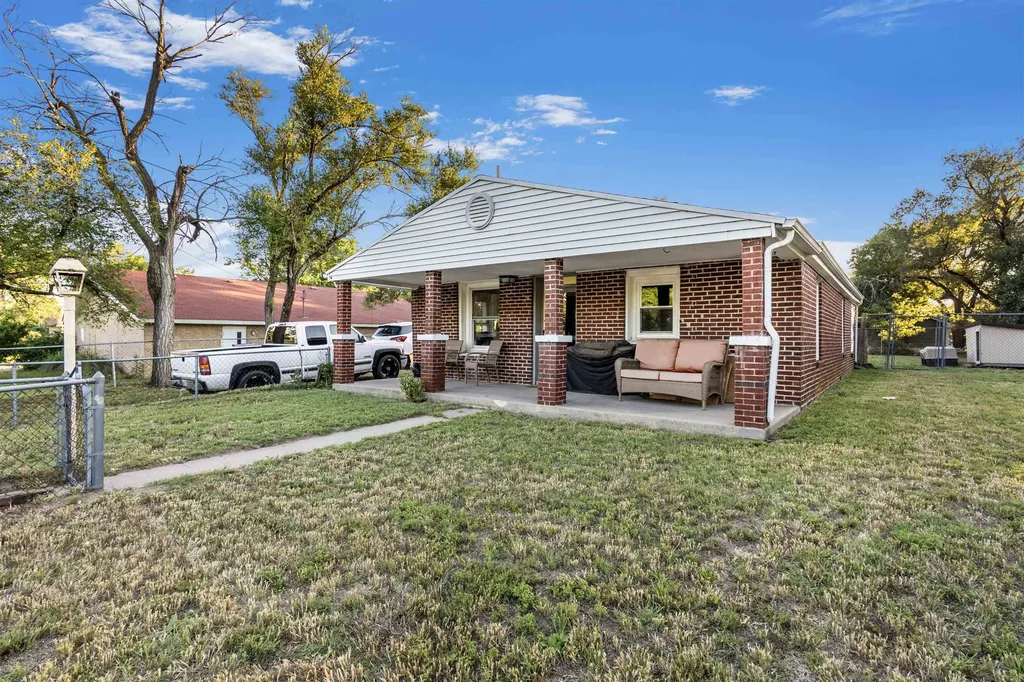 1125 N Meridian Avenue Wichita KS 67203