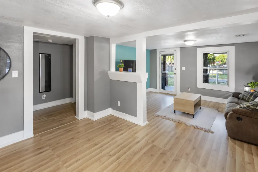 1125 N Meridian Avenue Wichita KS 67203