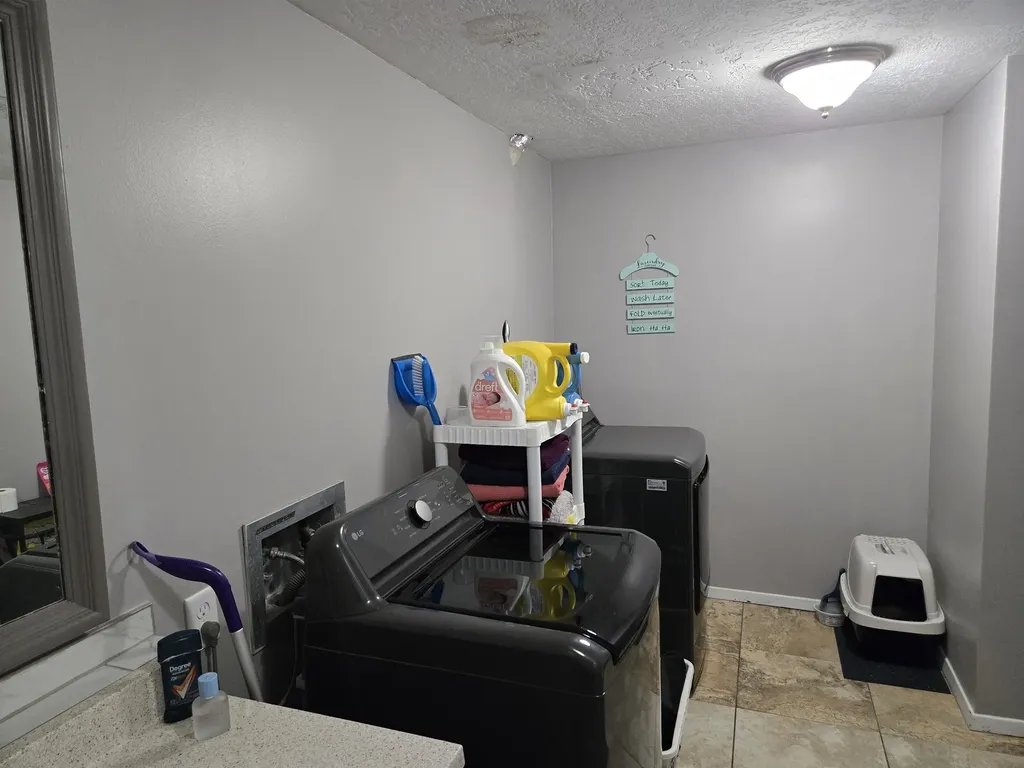 11210 W Taylor Street Wichita KS 67212